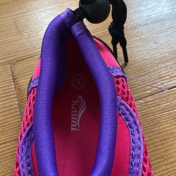 Kauai water shows, GUC - Picture 2 of 2